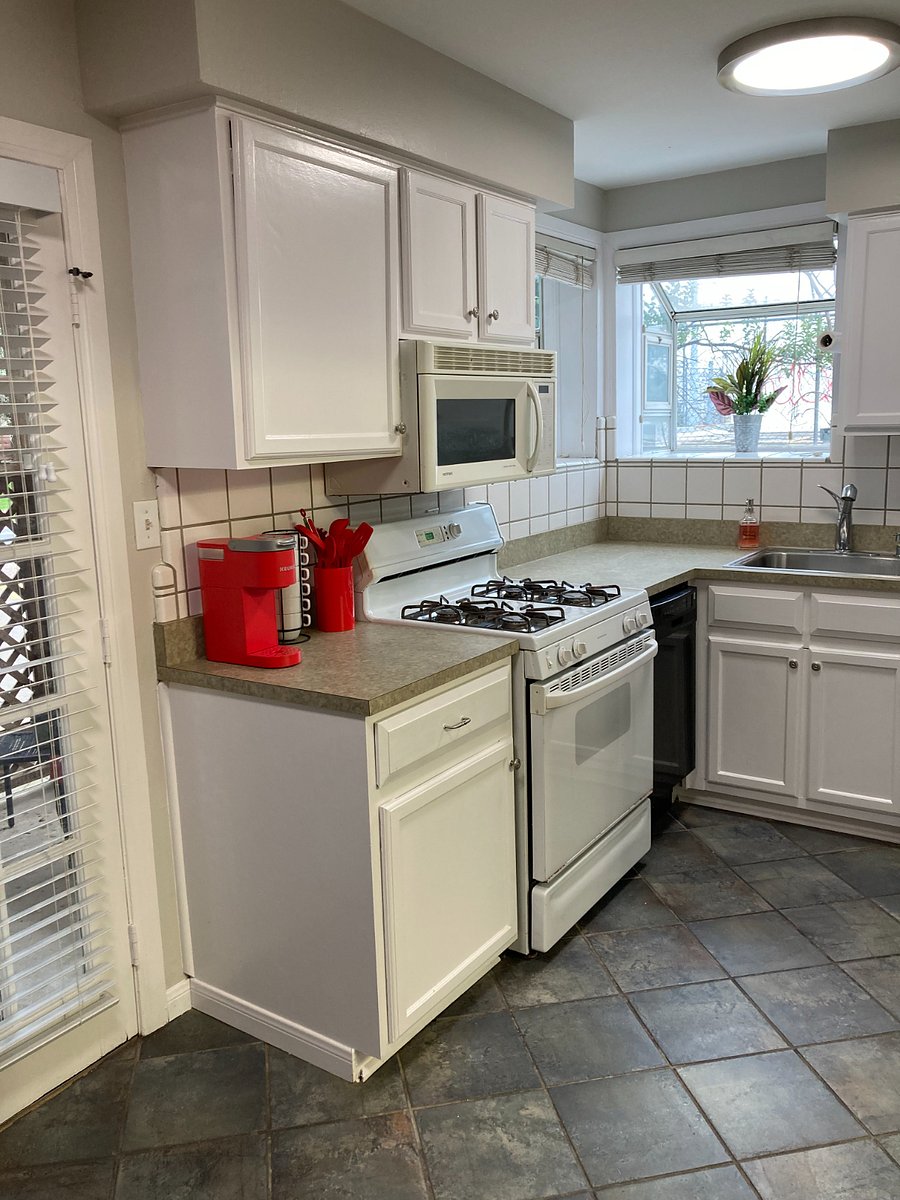 Furnished Finder property 673338_1 photo 13