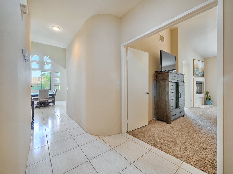 Furnished Finder property 673474_1 photo 17