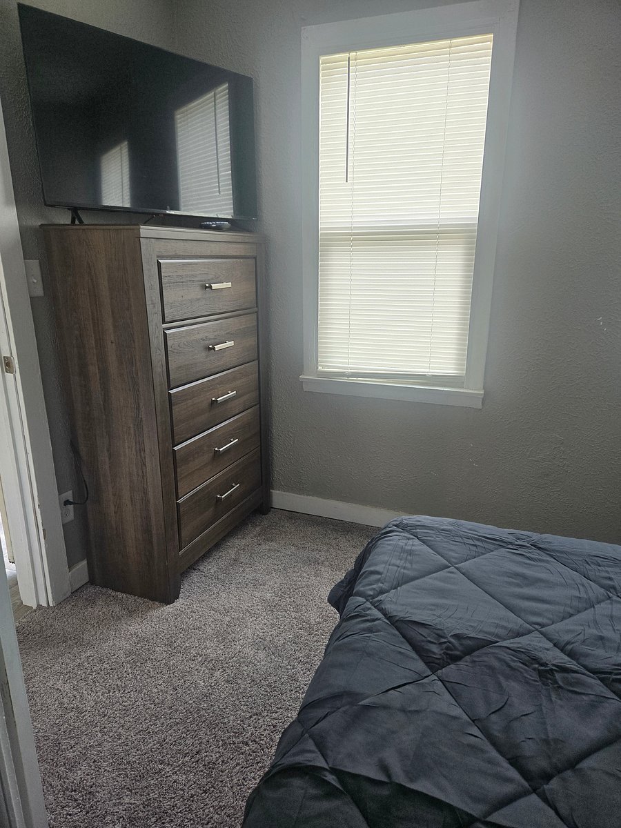 Furnished Finder property 673494_3 photo 9