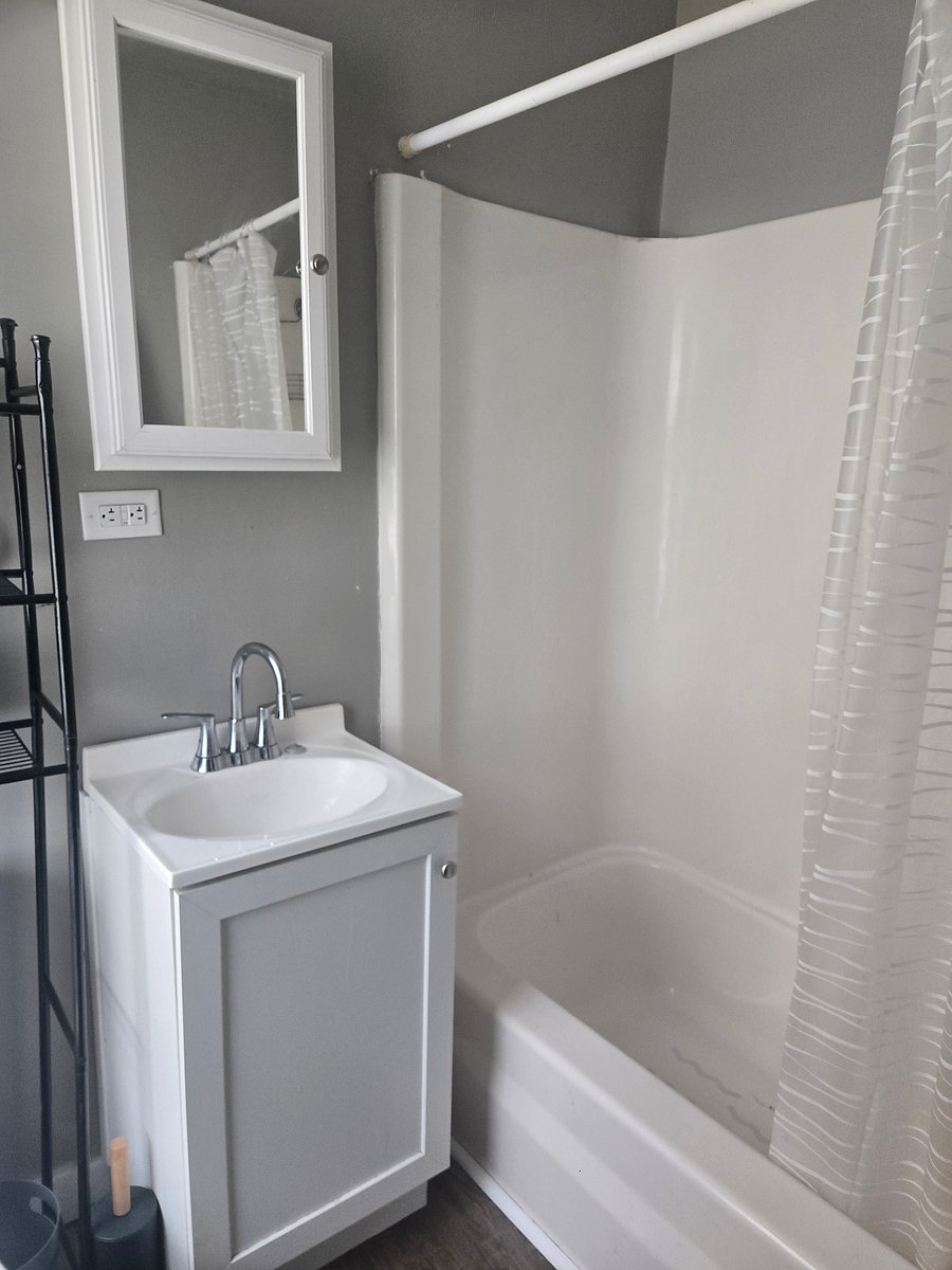 Furnished Finder property 673494_3 photo 5
