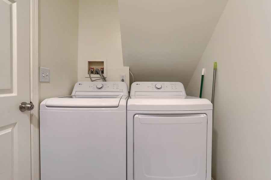 New washer/dryer set