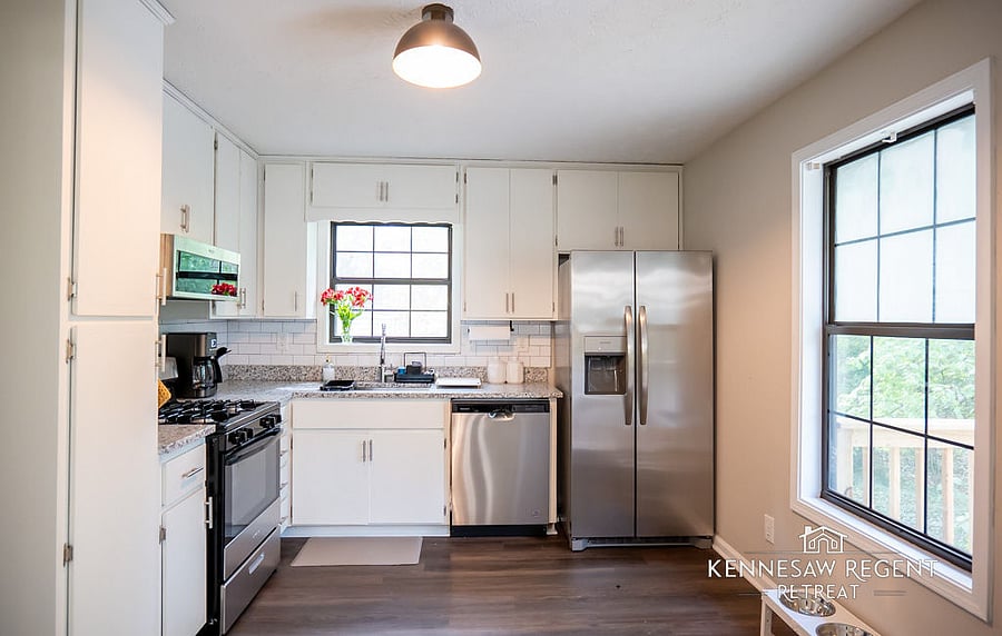 Cook up a feast in our fully renovated kitchen! Enjoy brand-new appliances, sleek flooring, a sparkling sink, beautiful tile, and more upgrades for a modern and convenient cooking experience.