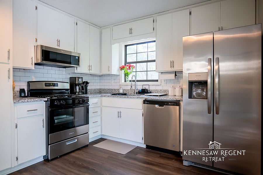 Cook up a feast in our fully renovated kitchen! Enjoy brand-new appliances, sleek flooring, a sparkling sink, beautiful tile, and more upgrades for a modern and convenient cooking experience.