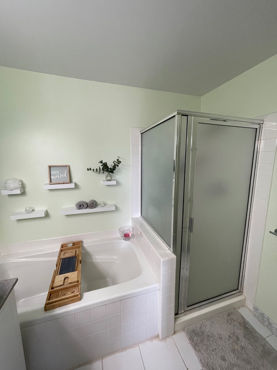 Full bathroom