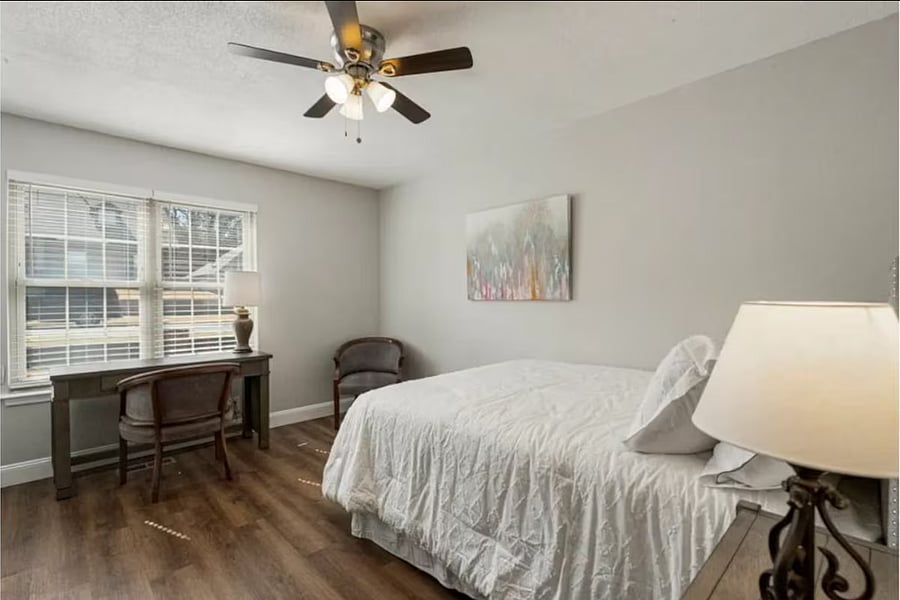 Guest bedroom with desk