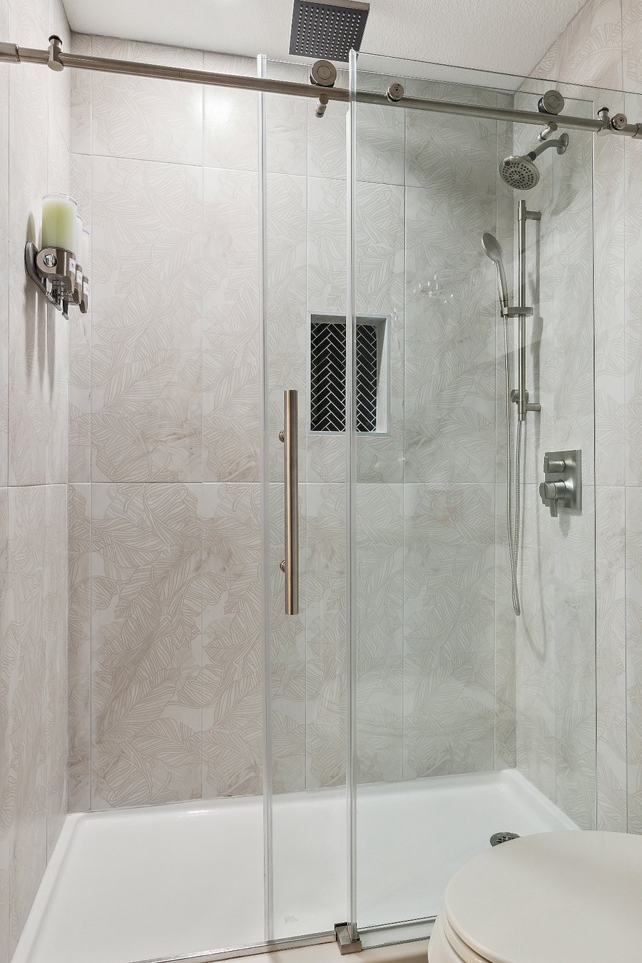 Luxury Walk In shower with rain-head, hand shower, dual shower head