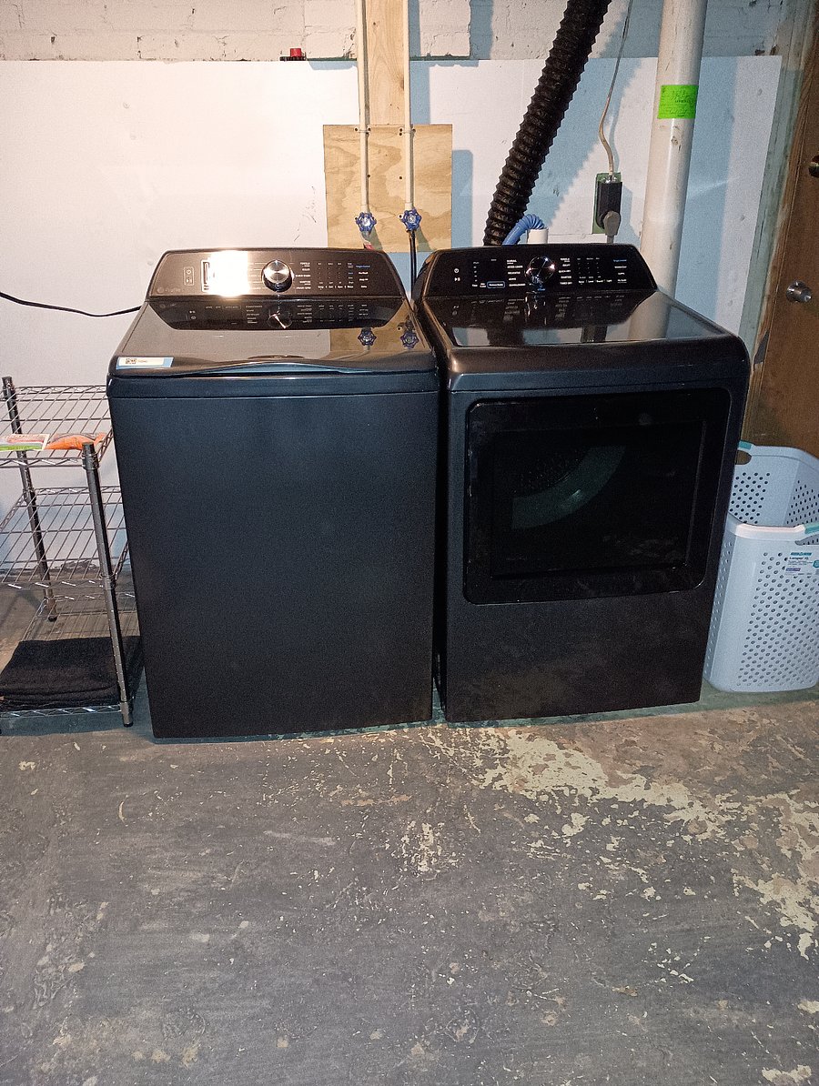 Washer & Dryer