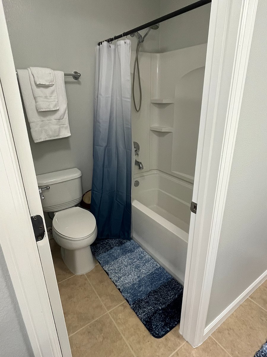 Furnished Finder property 673923_1 photo 12