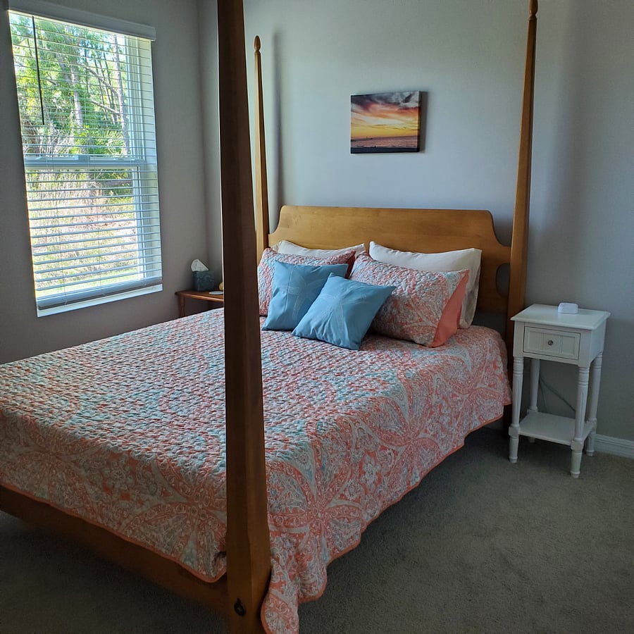 Guest bedroom 2 - Queen size, facing west