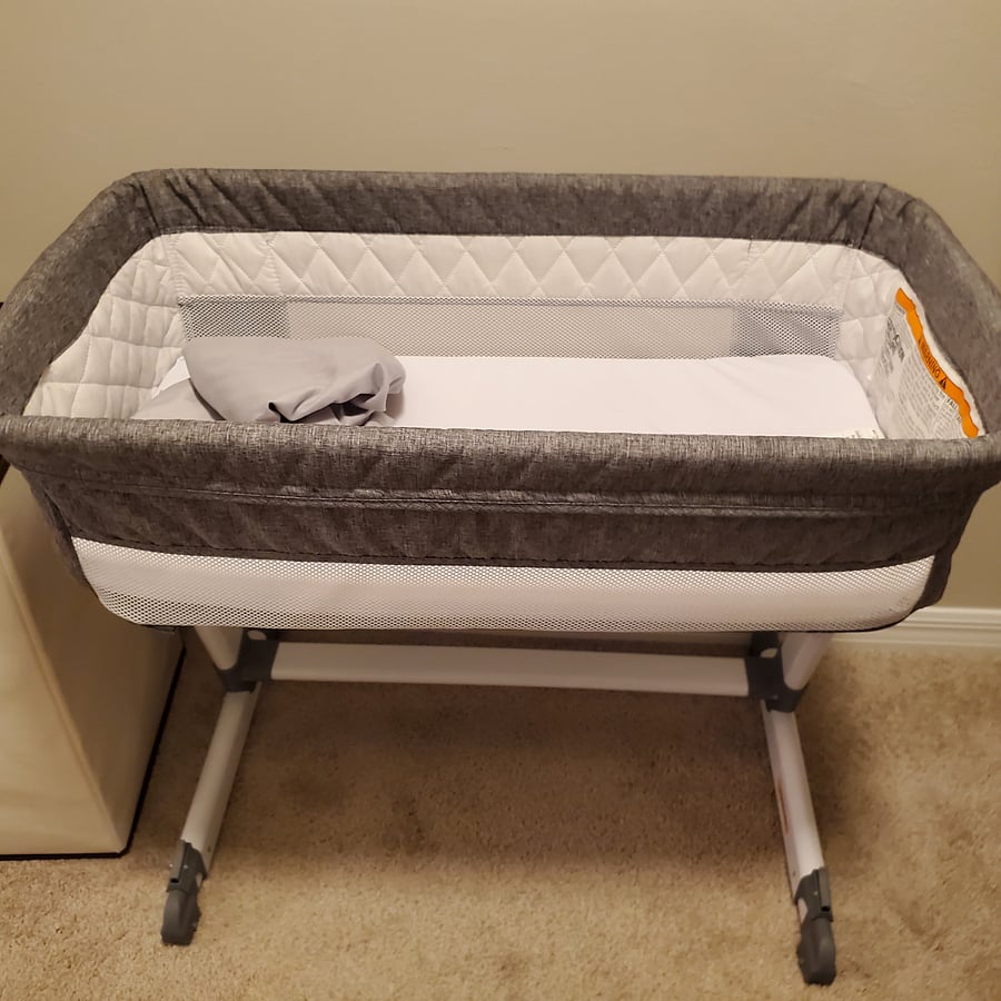 Extra bassinet (Master closet) plus 2 Pack n Play cribs (guest bedroom 1 and 4)