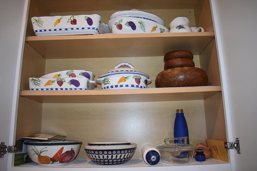 Serving dishes & toddler dinnerware