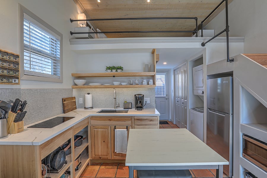 Furnished Finder property 674082_1 photo 11