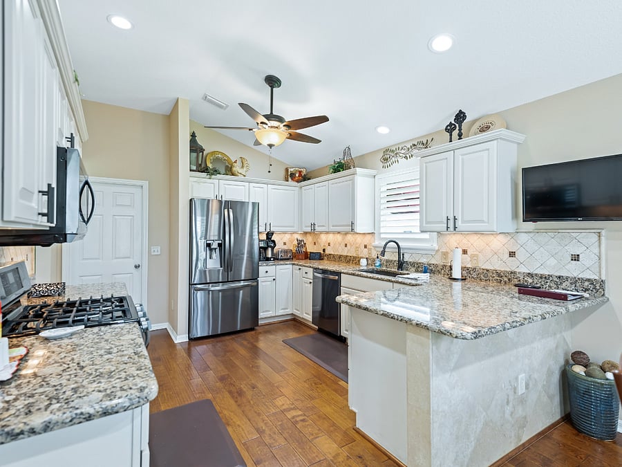 Furnished Finder property 674150_1 photo 8