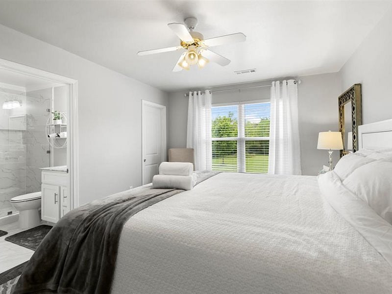 Furnished Finder property 674193_1 photo 35