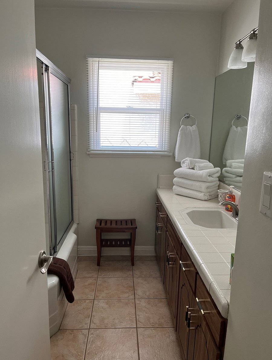 Furnished Finder property 674217_1 photo 24