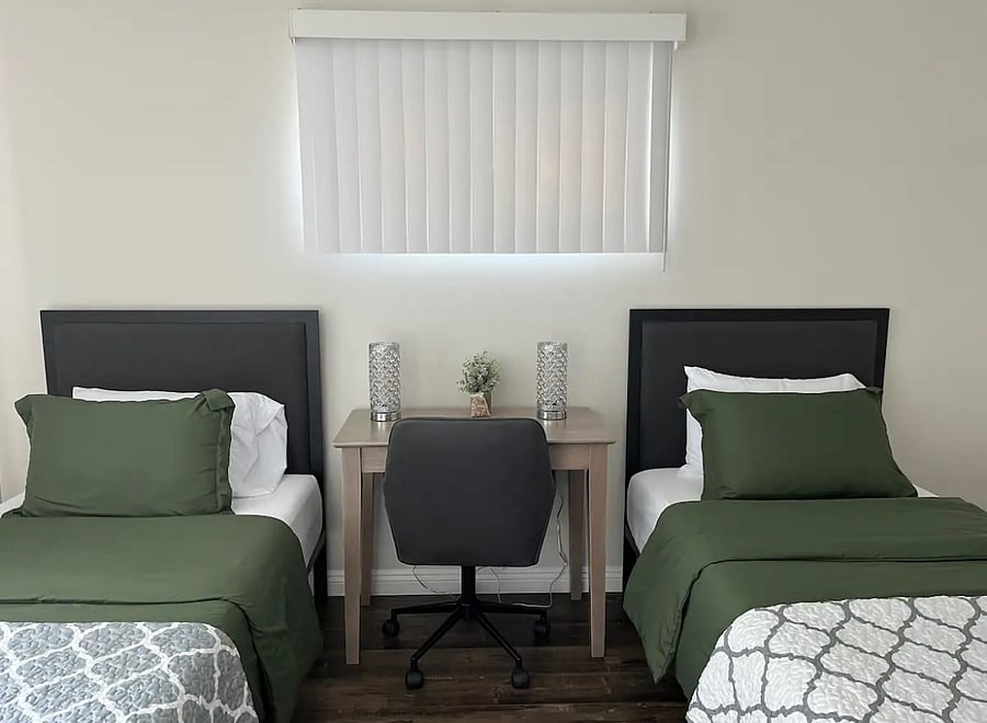 Furnished Finder property 674217_1 photo 32