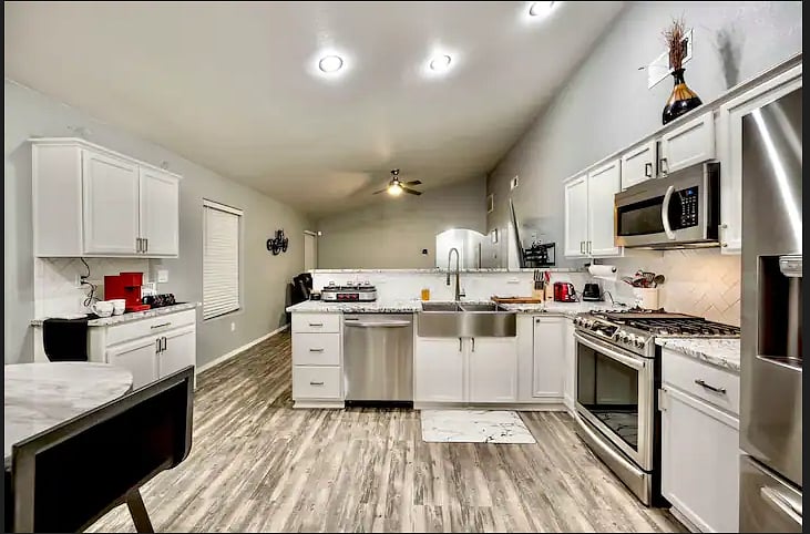 Furnished Finder property 674276_1 photo 3