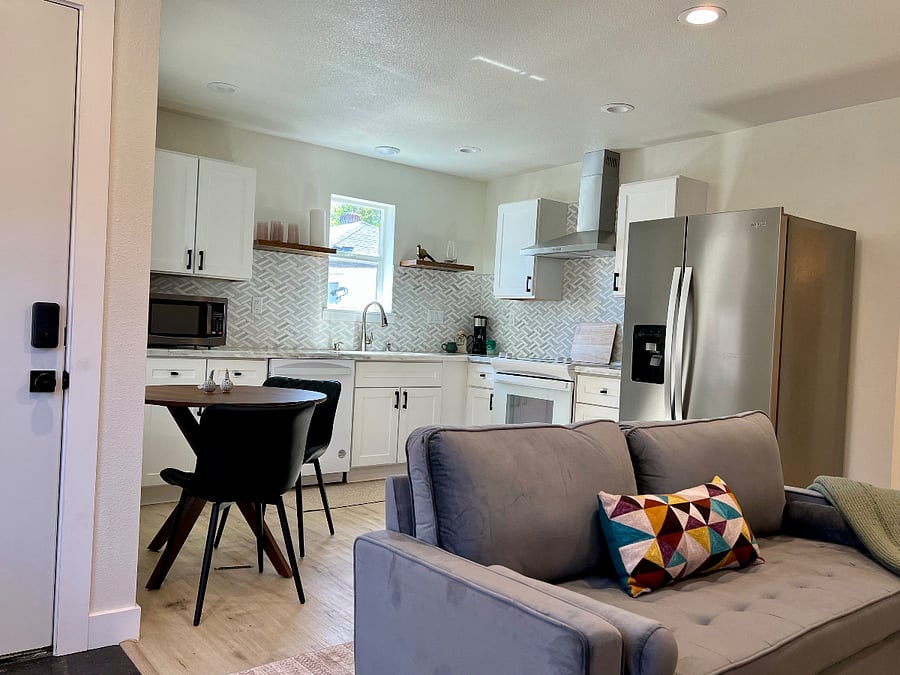 Furnished Finder property 674313_2 photo 11