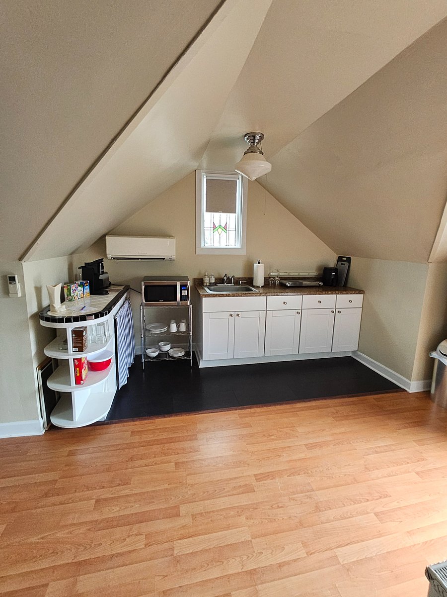 Furnished Finder property 674351_1 photo 3