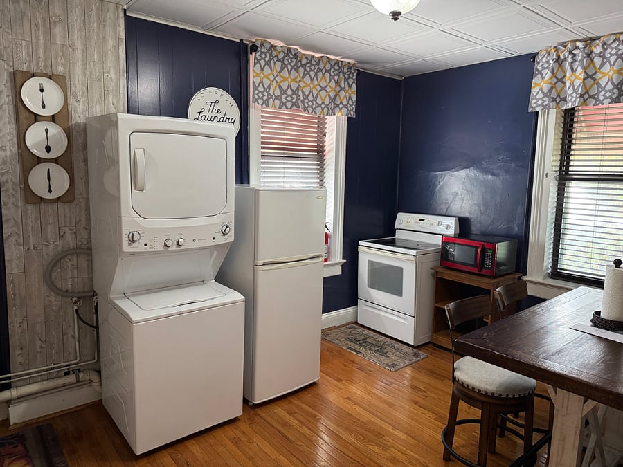 Furnished Finder property 674353_1 photo 18