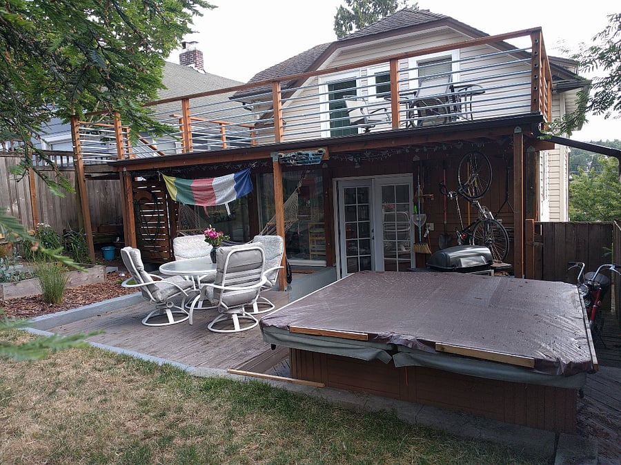 The upper deck and top floor is yours!