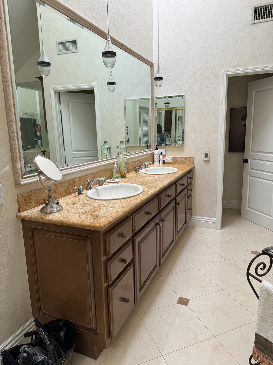 Furnished Finder property 674400_1 photo 13