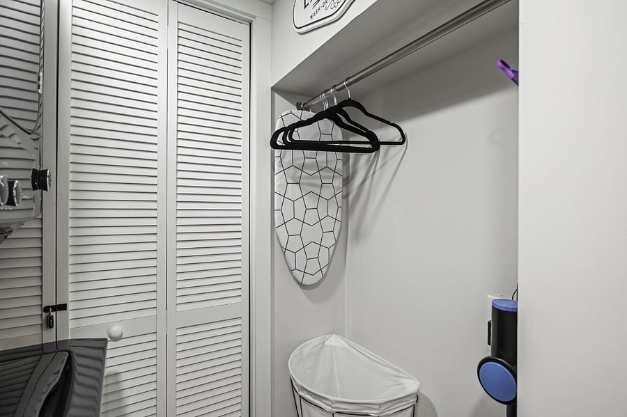 Small Closet Space