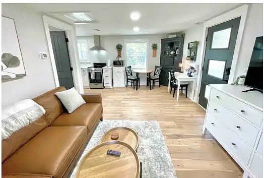 Furnished Finder property 674435_2 photo 3