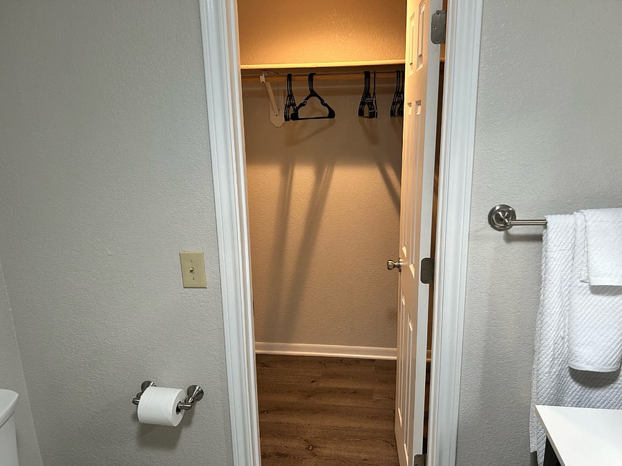 Furnished Finder property 674442_2 photo 20