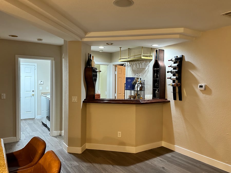 Common area bar enough storage for wine and liquor