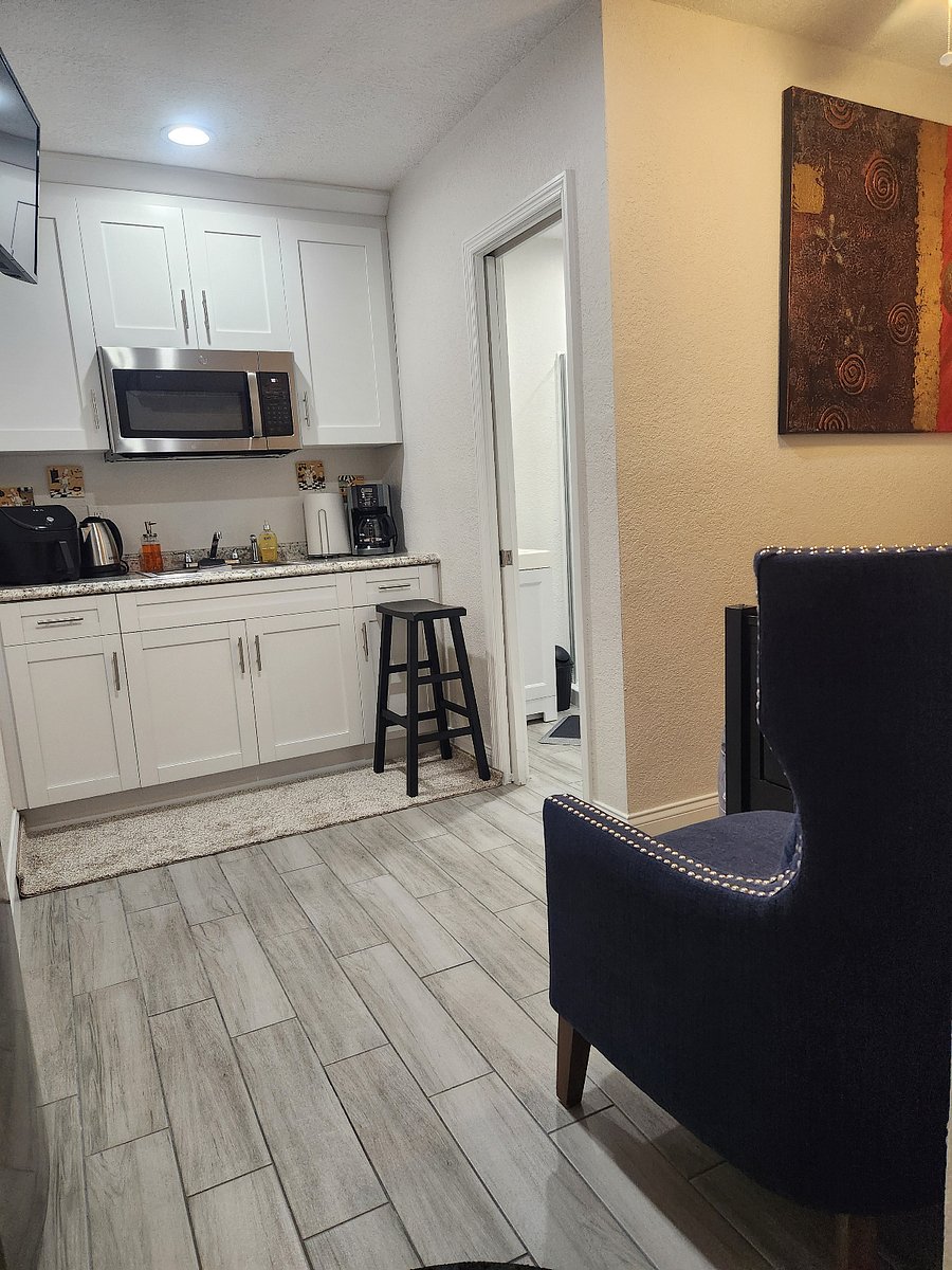 Furnished Finder property 674557_1 photo 3
