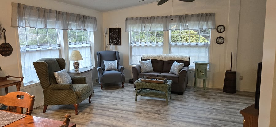Furnished Finder property 674604_1 photo 9