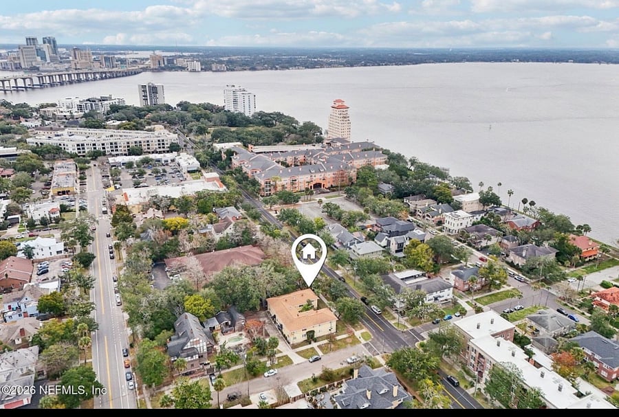 Look from above , shows is where the condo located 2 blocks from the beautiful St Johns River