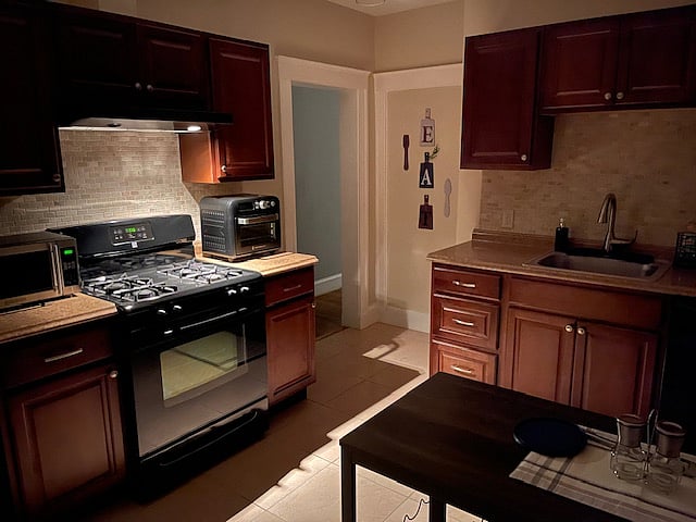 Furnished Finder property 674677_2 photo 36