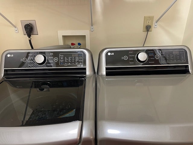 Laundry Rm (adjacent to Kitchen) with LG Washer & Dryer