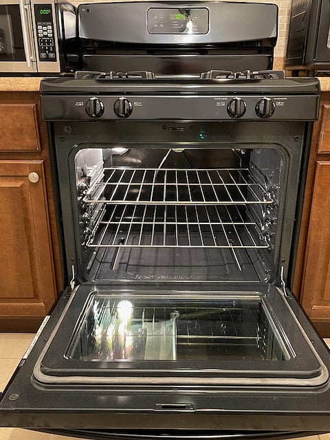Inside Stove/Oven