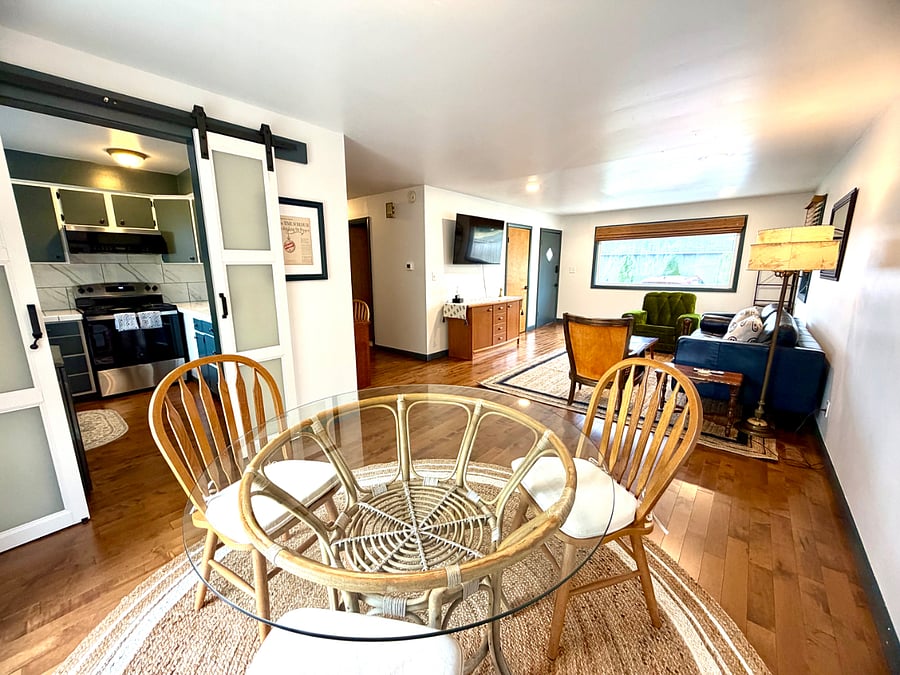 Furnished Finder property 674689_3 photo 15