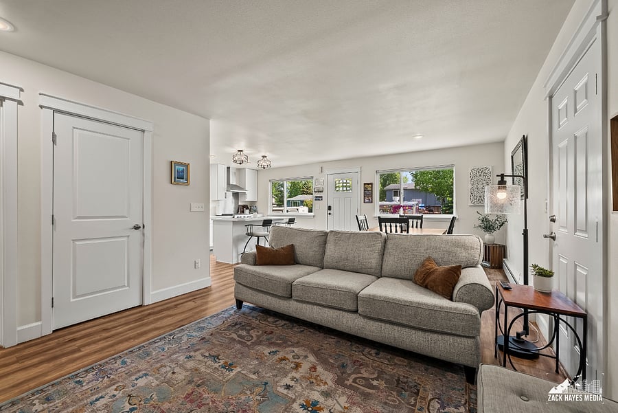 Furnished Finder property 674701_1 photo 13