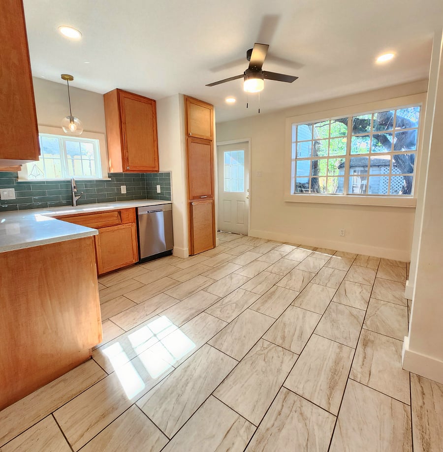 Furnished Finder property 674762_1 photo 3