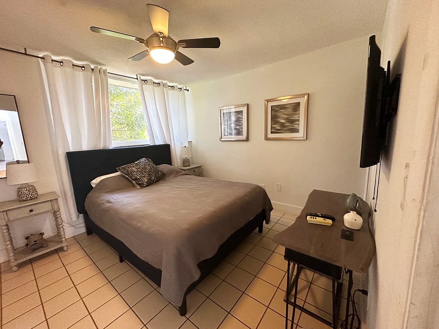 Bedroom 2  Ensuite, Smart TV, and Spacious Closet