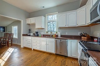 Furnished Finder property 674945_2 photo 5