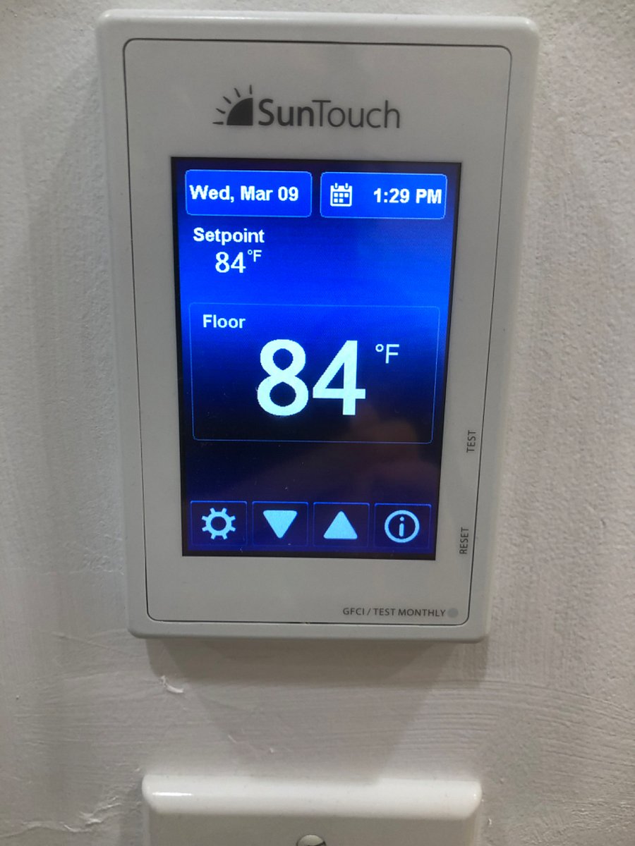 Heated bathroom floor