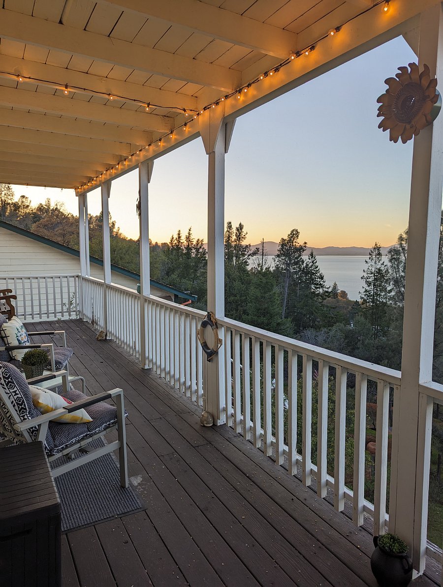 private large deck