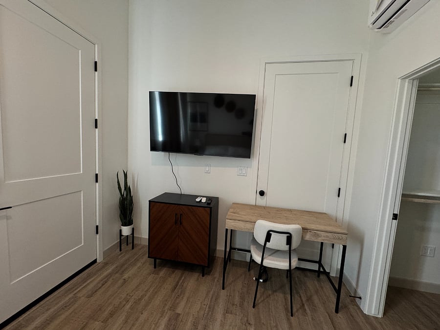 Furnished Finder property 675205_1 photo 6
