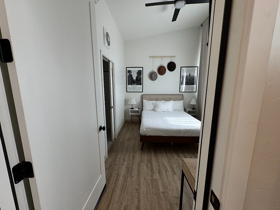 Furnished Finder property 675205_1 photo 8