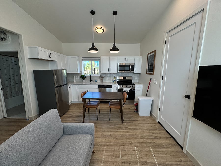 Furnished Finder property 675205_1 photo 12