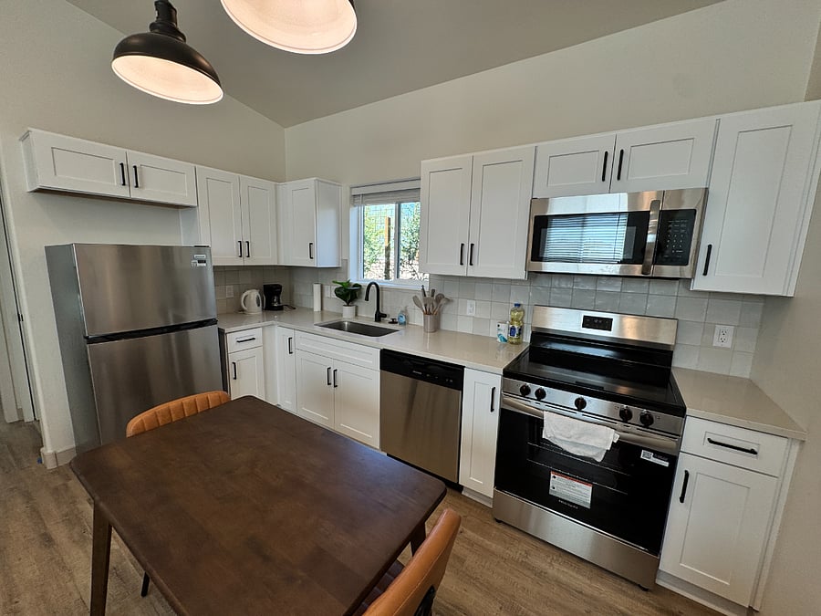 Furnished Finder property 675205_1 photo 15