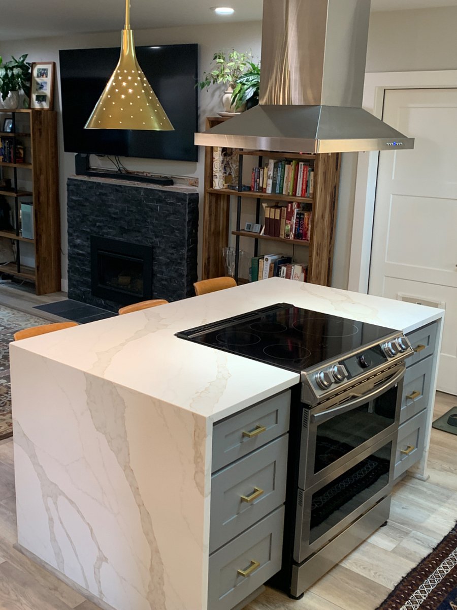 New Indiction stove with Island
