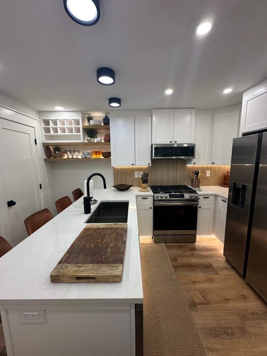 Furnished Finder property 675434_2 photo 12