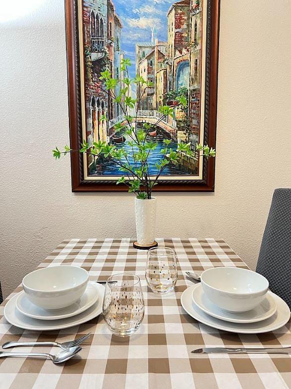 Furnished Finder property 675584_1 photo 17